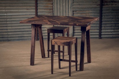 alon-dodo-wood-furniture-table-and-stools-600x400.jpg