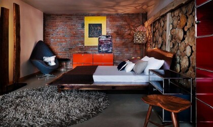 Stunning-industrial-bedroom-with-live-edge-headboar-and-unique-accent-wall-870x520.jpg